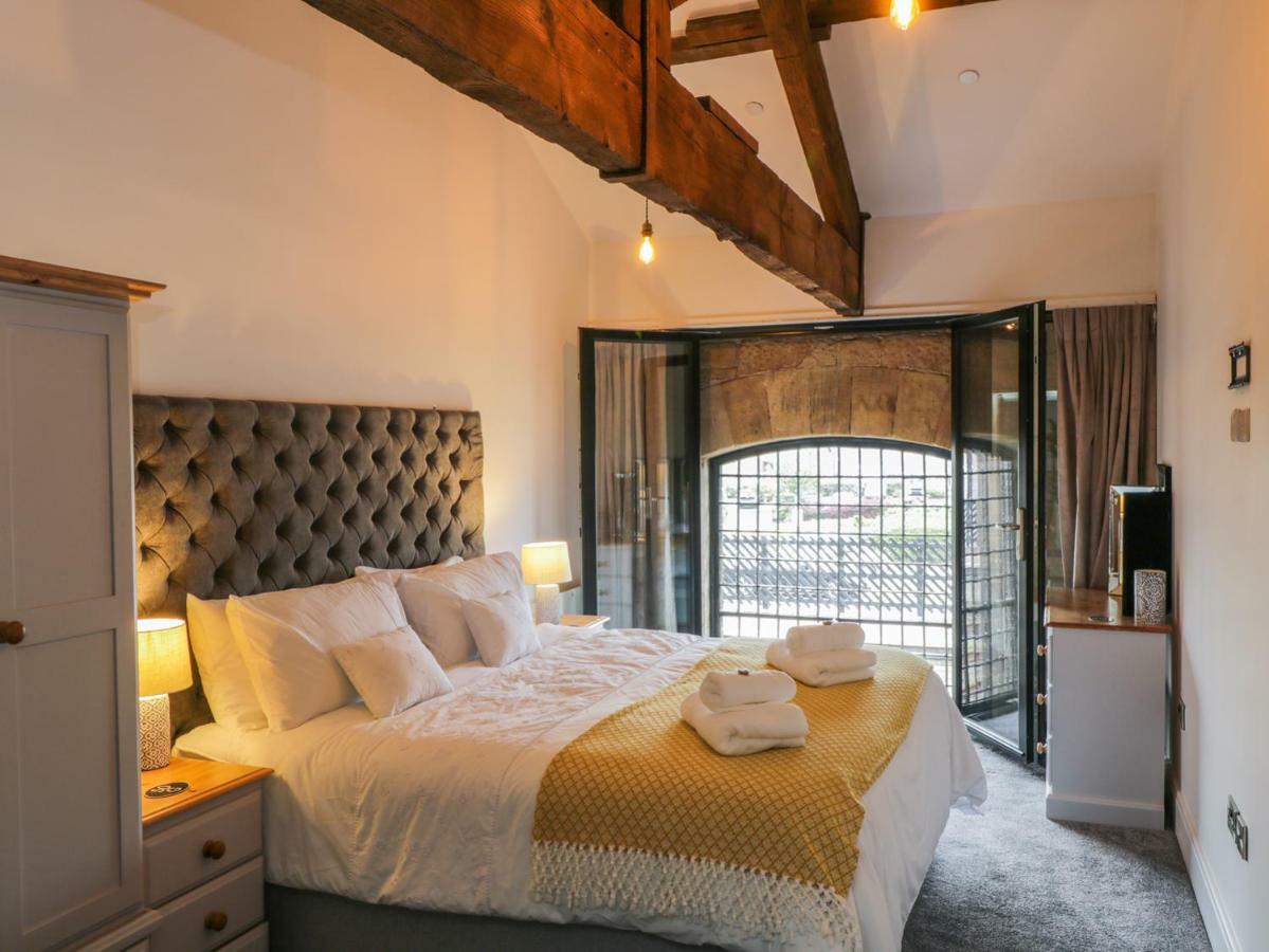 Repton Engine Shed Villa Уитби Екстериор снимка